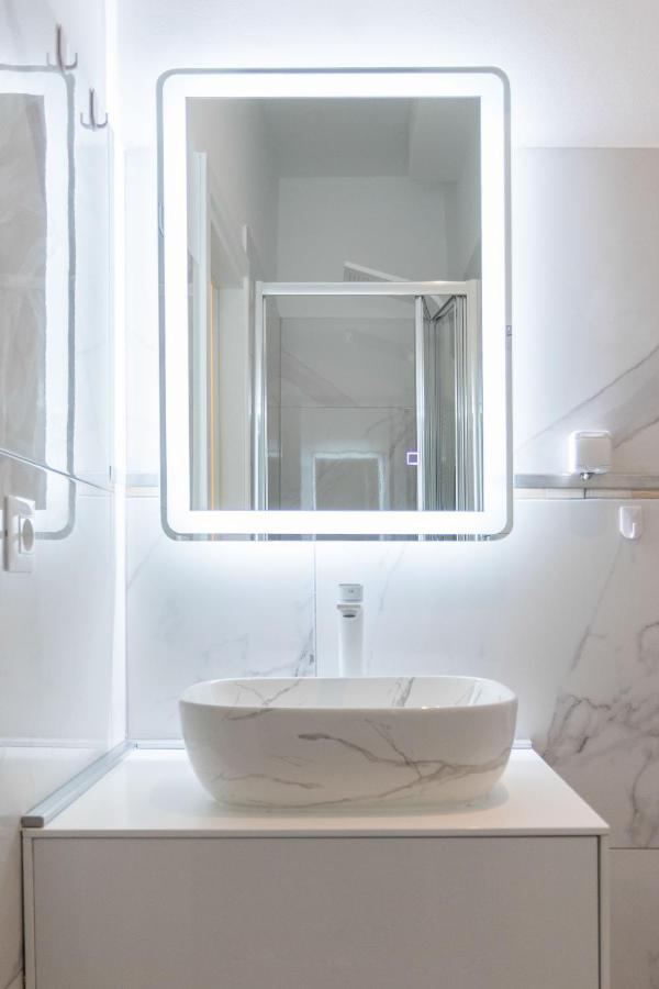 Zagreb Pearl, Strict Center Apartment ภายนอก รูปภาพ